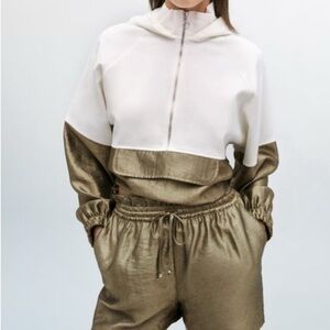Zara White and Gold Women's Metallic Coord set (2 pieces)